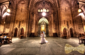 39 - Pittsburgh Wedding Photography_Cathedral of learning in pitt