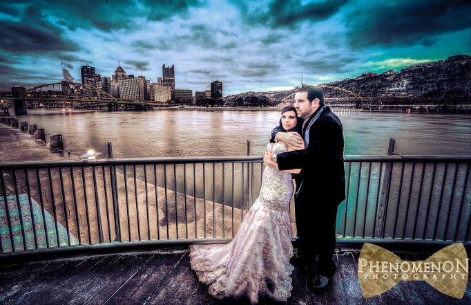 52 - Pittsburgh Wedding Photography_City Skyline of pittsburgh fred rogers statue